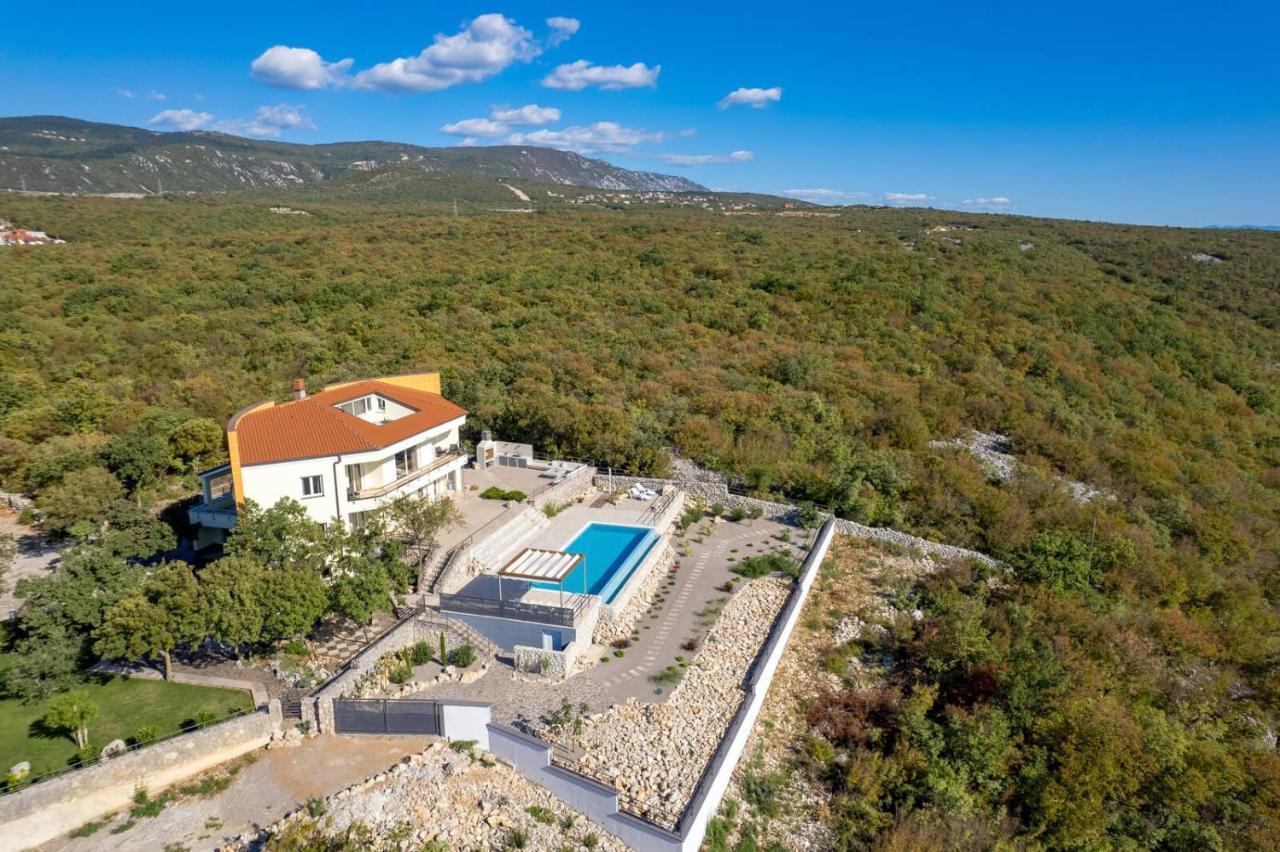 קראליביצה Luxury Villa Ostro With Pool & Krk Bridge View מראה חיצוני תמונה