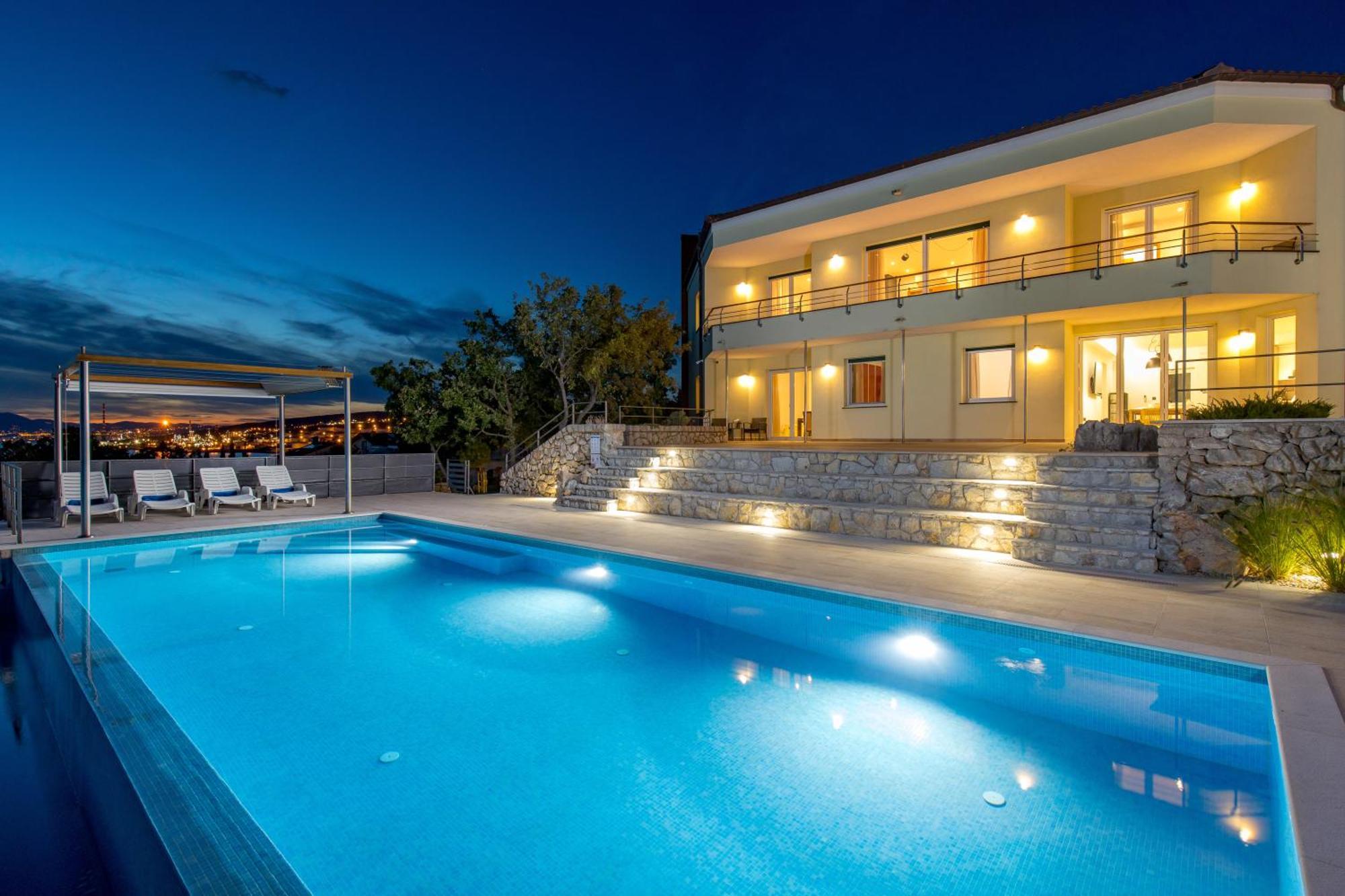 קראליביצה Luxury Villa Ostro With Pool & Krk Bridge View מראה חיצוני תמונה