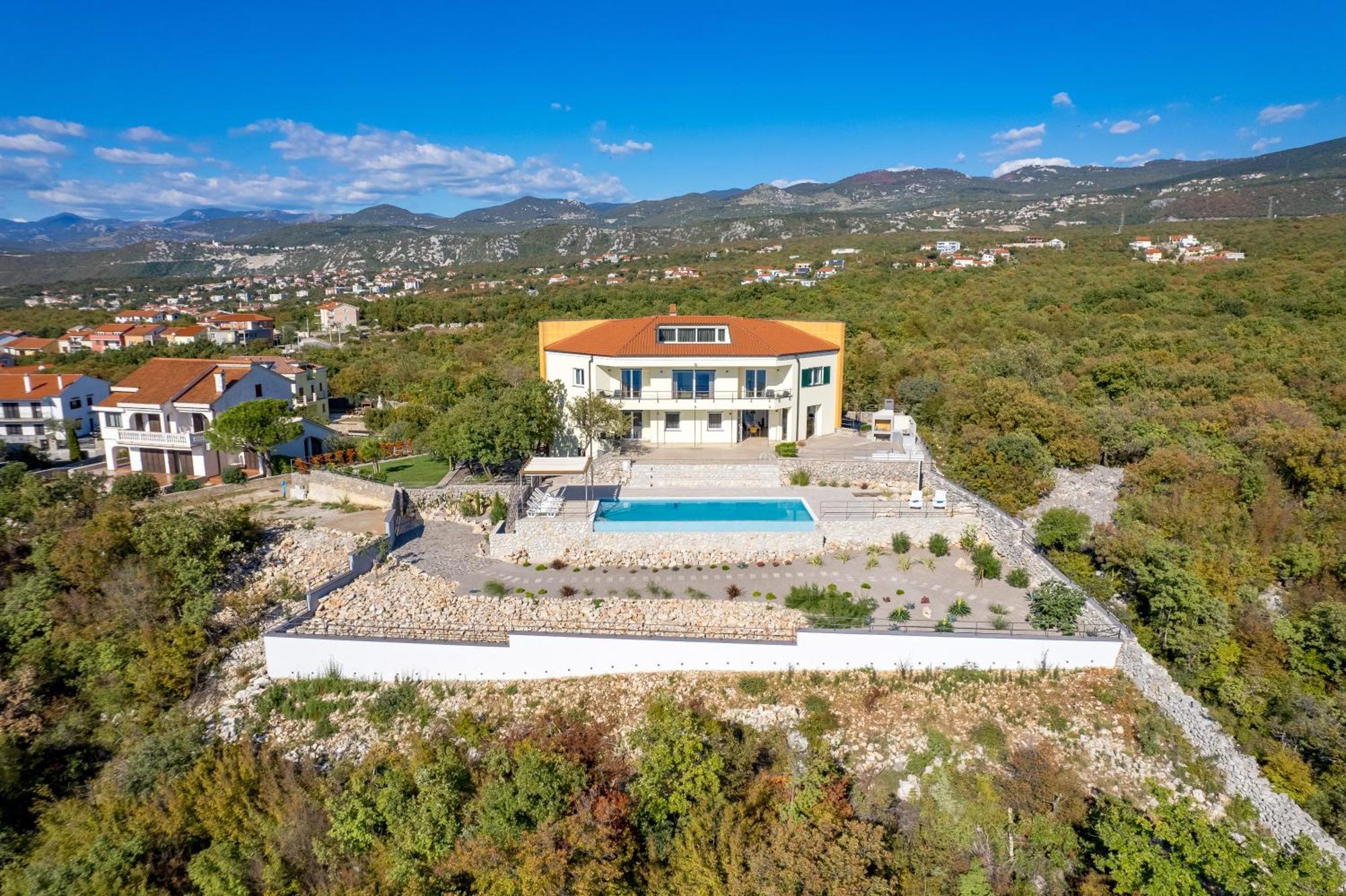 קראליביצה Luxury Villa Ostro With Pool & Krk Bridge View מראה חיצוני תמונה